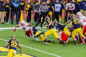 中的表现都 中的表现都